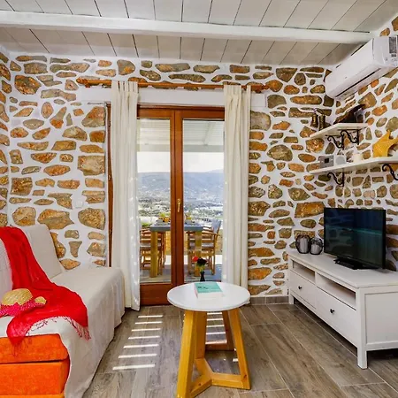 Olivia's Countryside House Apartment *