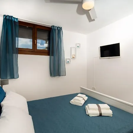 Olivia's Countryside House Apartment